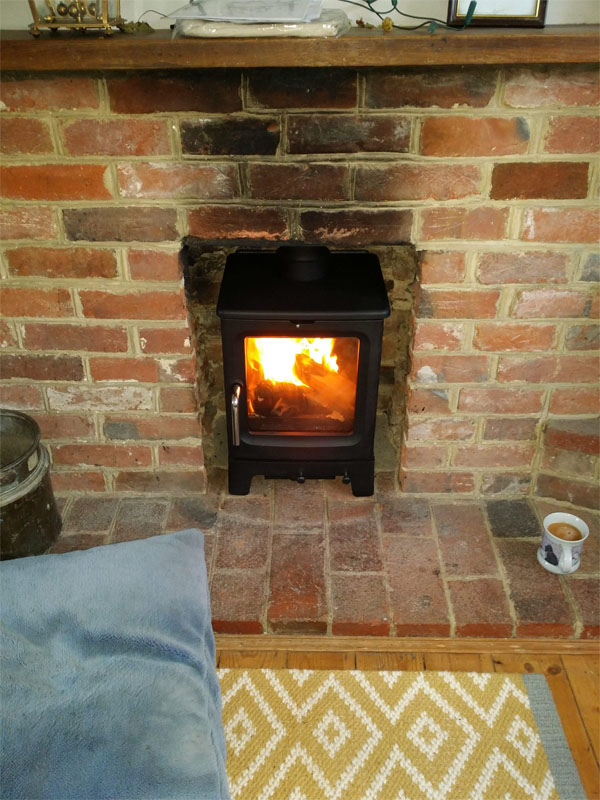 hove wood burners | saltfire peanut 3